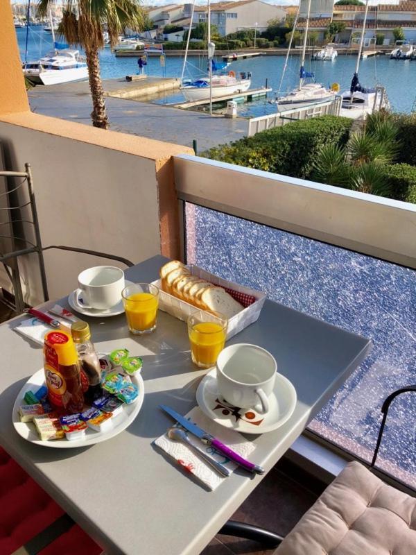 Cap Capistol Studio Le Cap D'Agde Vue Port Экстерьер фото